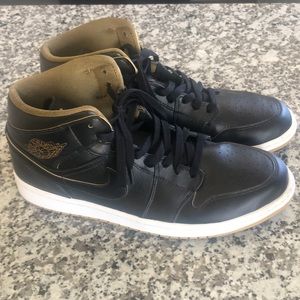 2015 Black and Gold Jordans